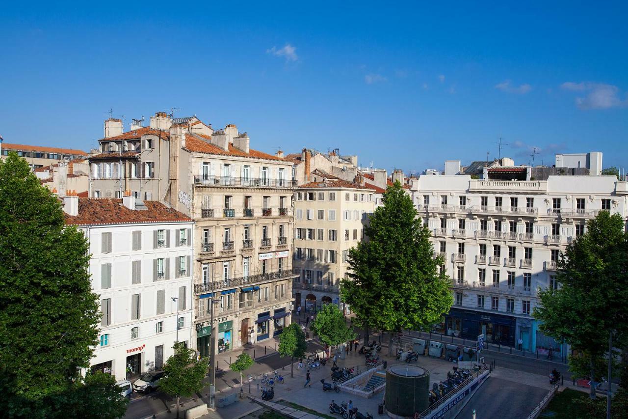 Place Au Manege Marseille Exterior photo
